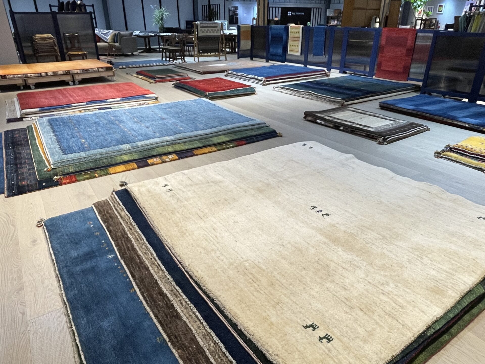 絨毯ギャッベはホットカーペット対応です。