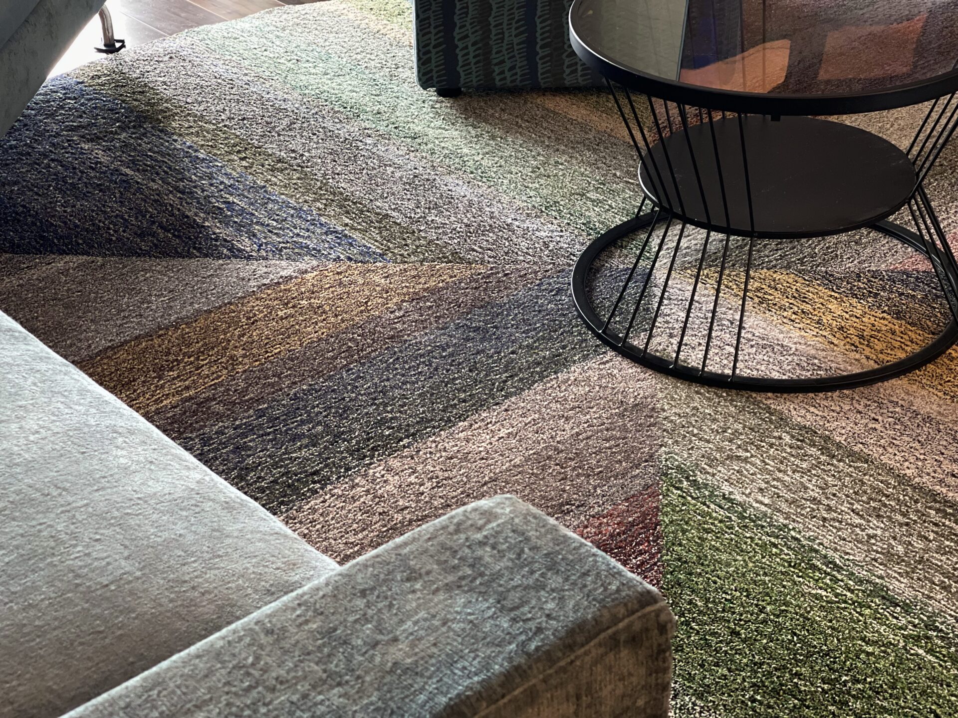 KASTHALL RUG／FLOURISH