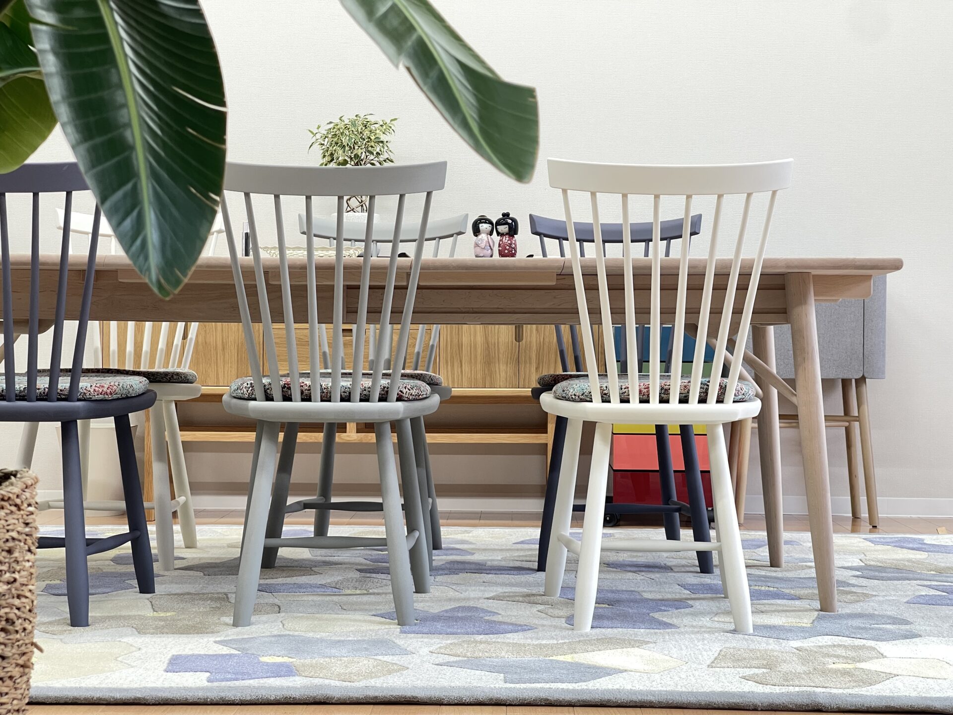 KASTHALL RUG／ANEMON