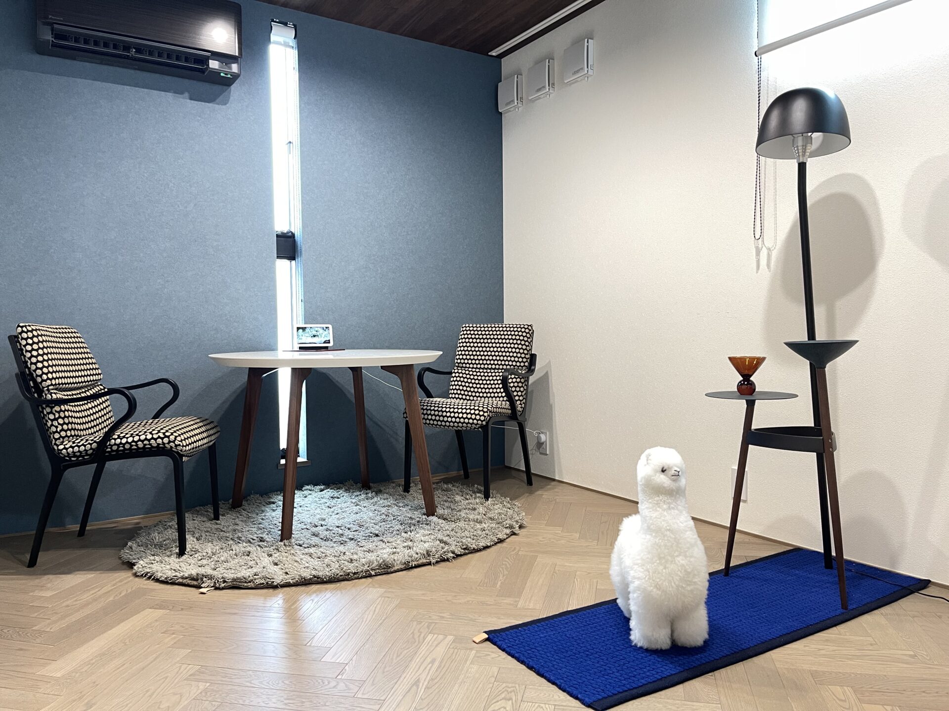 KASTHALL RUG／Ålegræs＆MOSS