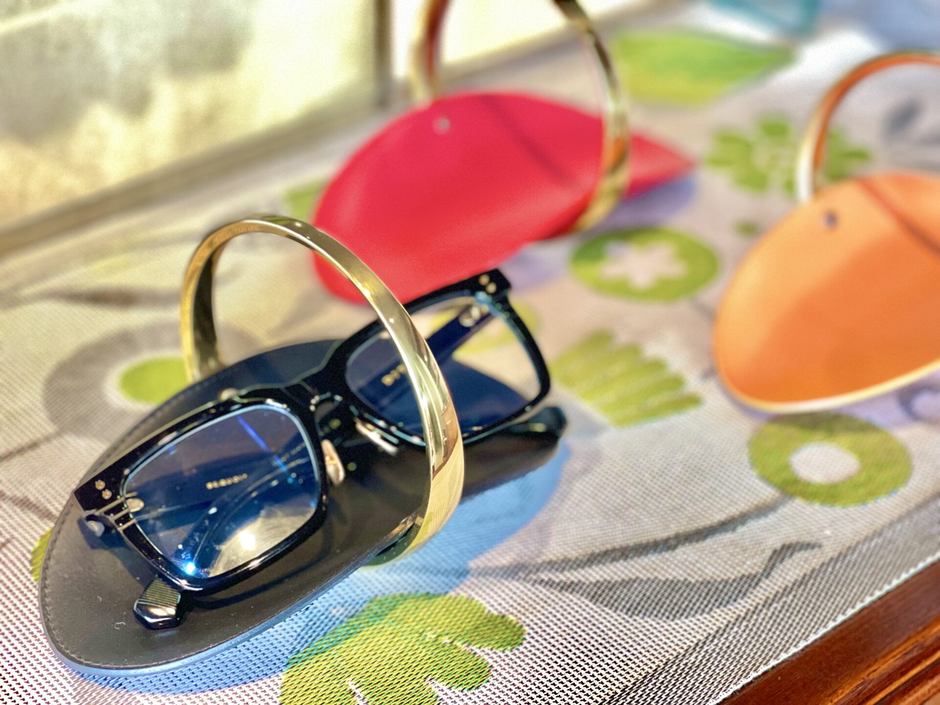 KANAYA／エンのトレイ