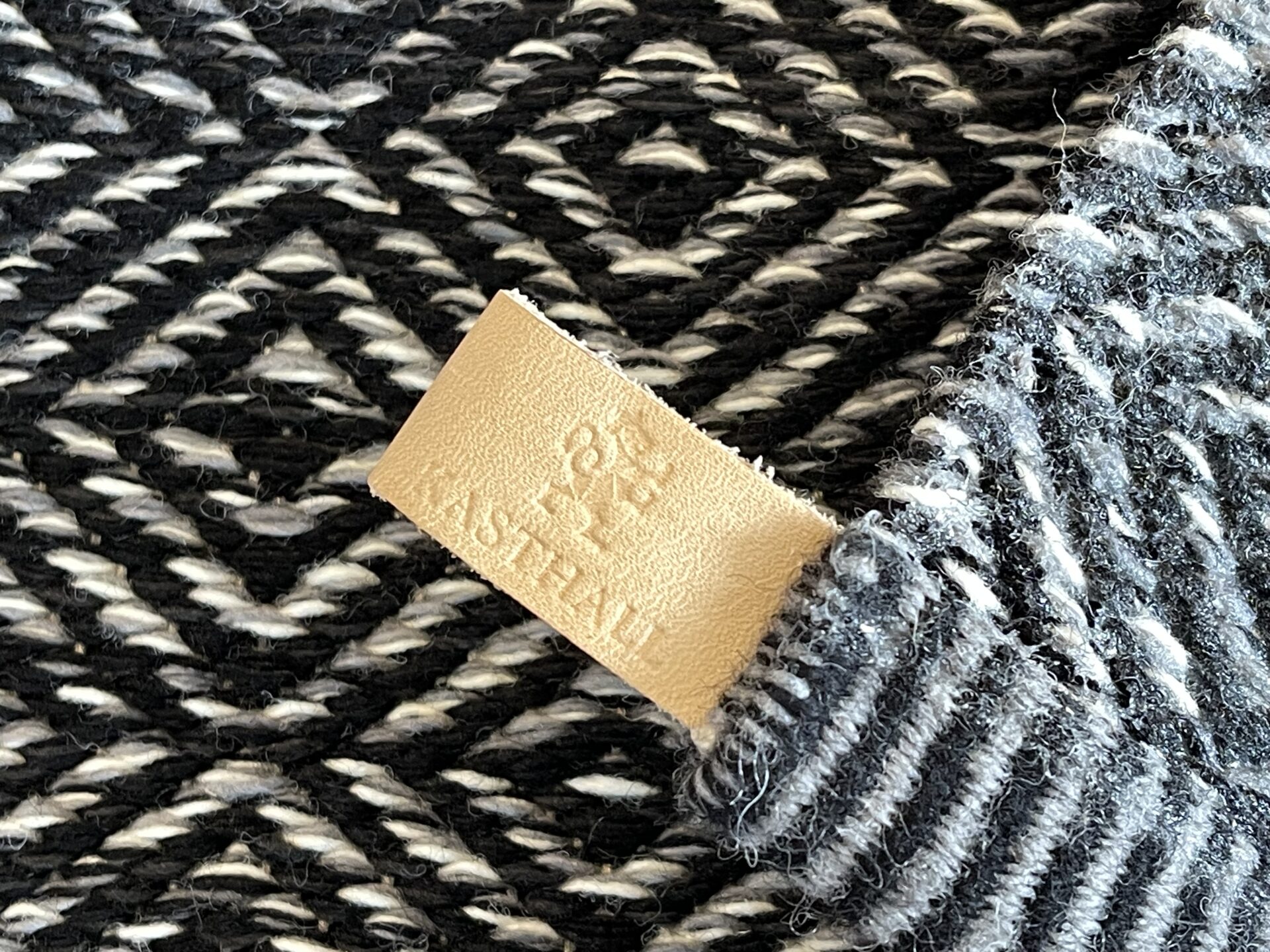 KASTHALL Goose Eye Icon